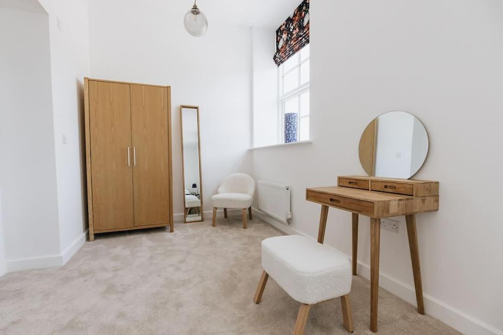 Bobbin Row - Grade 2 Listed Property With A Beautiful Design With Access To Leeds Leeds  Buitenkant foto