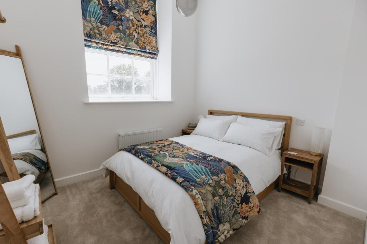 Bobbin Row - Grade 2 Listed Property With A Beautiful Design With Access To Leeds Leeds  Buitenkant foto
